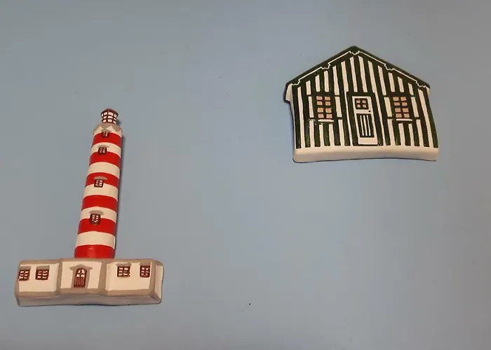 Nora Velha T0+1 Em * タヴィラ